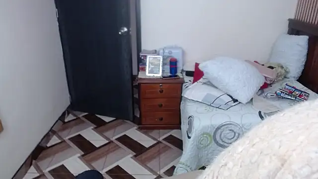 Sonialorens  online show from 01.13.26