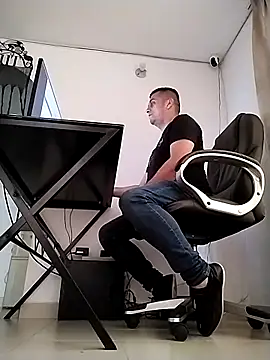 Snapshot of starplss chatting on 10.11.25 starplss online show from 10.11.25