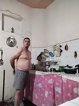 Snapshot of starplss chatting on 10.30.25 starplss online show from 10.30.25