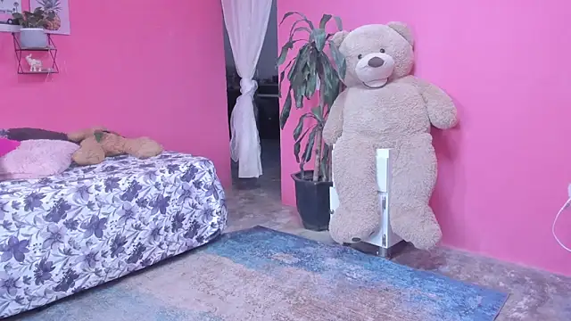 Emma lean online show from 12.10.24