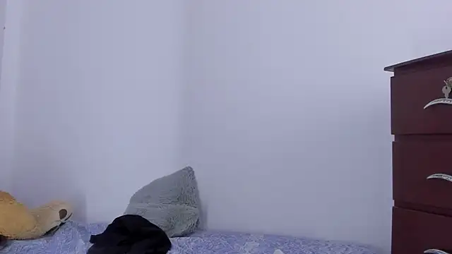 Emma lean online show from 09.21.25