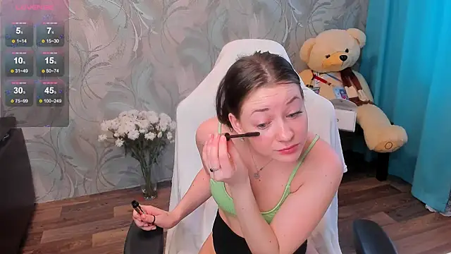 Kitty8meow online show from 01.10.25