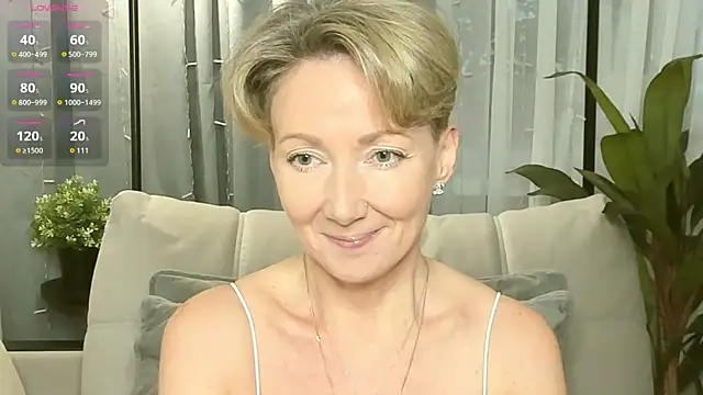 AkexandraFix online show from 11.24.25