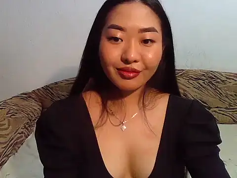 Aleksa Blackdream online show from 12.15.24