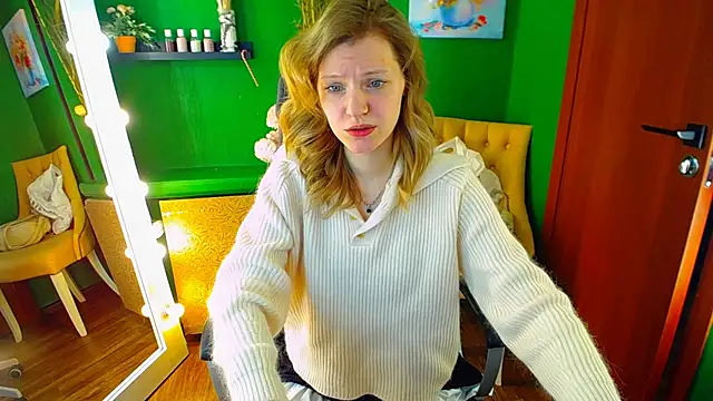Snapshot of MaryHiggins chatting on 02.19.25 MaryHiggins online show from 02.19.25