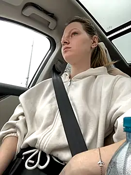 MaryHiggins online show from 10.25.25