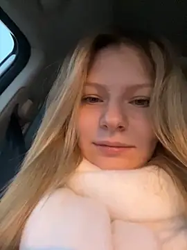 MaryHiggins online show from 11.20.25