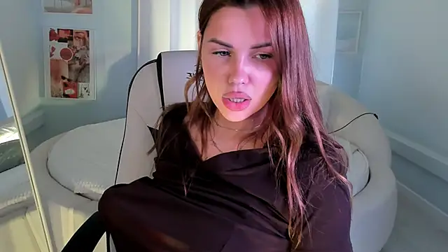 Snapshot of Roxana_Wet_ chatting on 06.05.26 Roxana Wet online show from 06.05.26