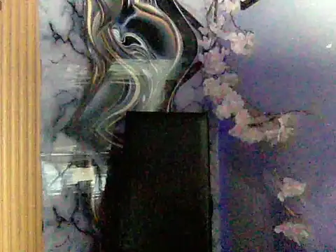 Snapshot of EmpressYna chatting on 04.16.26 EmpressYna online show from 04.16.26