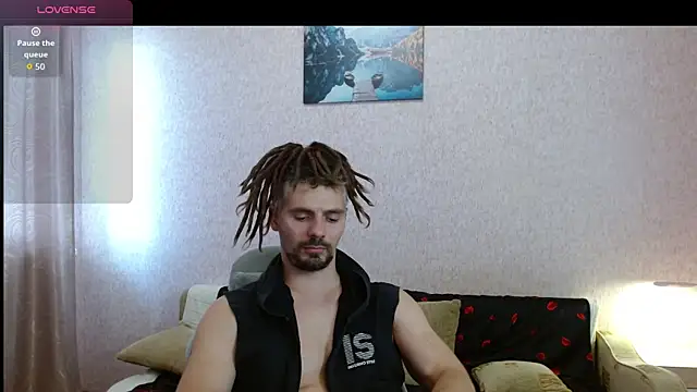 Snapshot of Aestheticguy101 chatting on 07.20.26 Aestheticguy101 online show from 07.20.26