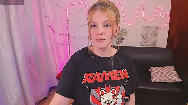 Snapshot of MillySandlerr chatting on 05.01.26 MillySandlerr online show from 05.01.26