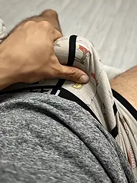 Snapshot of QuietBoy chatting on 07.14.26 QuietBoy online show from 07.14.26
