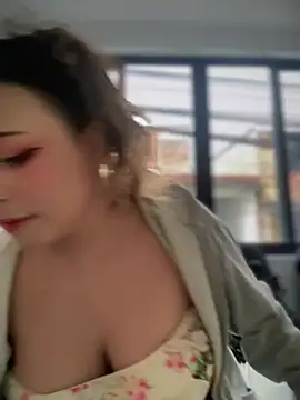 Snapshot of seraphine23 chatting on 01.05.25 seraphine23 online show from 01.05.25