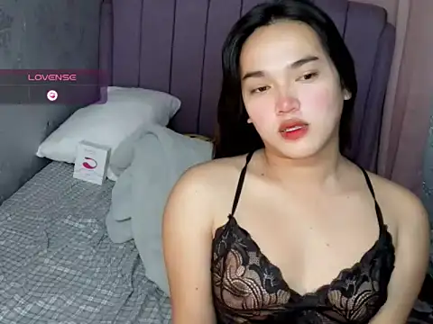 Snapshot of MoaningKylie chatting on 03.01.26 MoaningKylie online show from 03.01.26