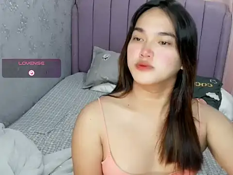 Snapshot of MoaningKylie chatting on 03.04.26 MoaningKylie online show from 03.04.26