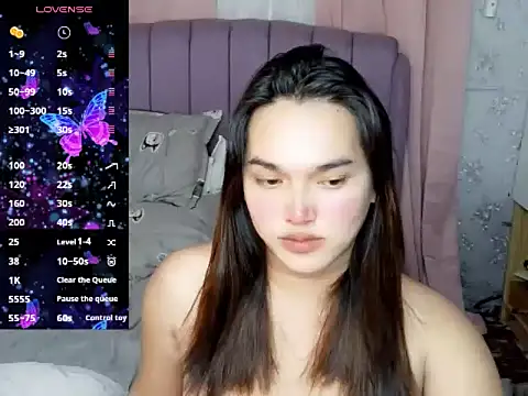 Snapshot of MoaningKylie chatting on 03.06.26 MoaningKylie online show from 03.06.26