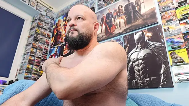 Muscle Bear online show from 04.10.26