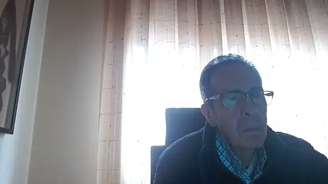 Snapshot of TonyComa chatting on 01.19.26 TonyComa online show from 01.19.26