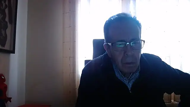 Snapshot of TonyComa chatting on 02.12.26 TonyComa online show from 02.12.26