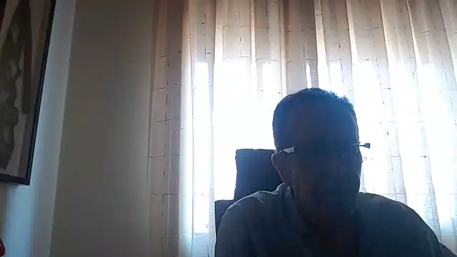 Snapshot of TonyComa chatting on 06.08.26 TonyComa online show from 06.08.26