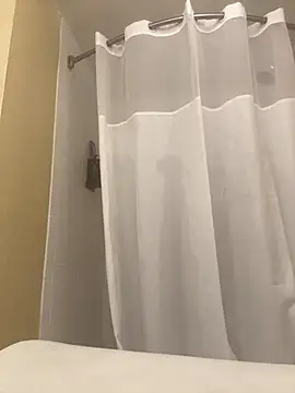 Snapshot of tiffanimonroe chatting on 10.31.25 tiffanimonroe online show from 10.31.25