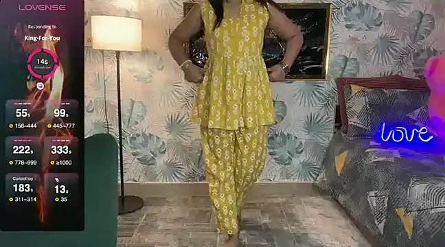 Sizzling  ZAARA online show from 01.24.25