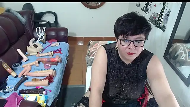 Snapshot of angelitolove727 chatting on 12.05.24 angelitolove727 online show from 12.05.24