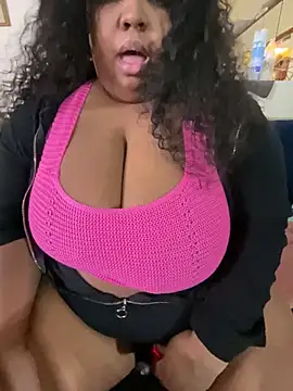 EbonyGoddessKira online show from 01.05.25