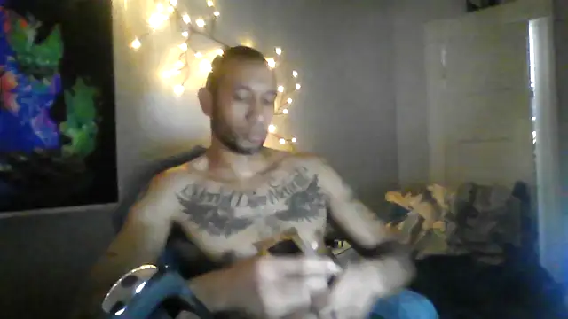 Snapshot of krat0s1 chatting on 07.18.26 krat0s1 online show from 07.18.26
