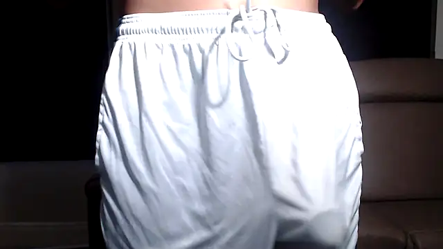 Snapshot of ThickD2C chatting on 07.16.26 ThickD2C online show from 07.16.26