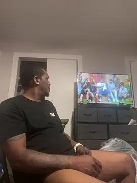 Makeyoucumallover online show from 04.04.26