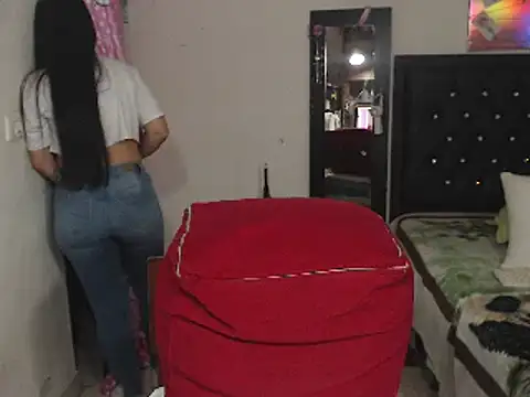 Estefani 32 online show from 01.27.25