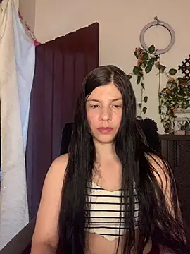 Snapshot of Estefani_32 chatting on 07.02.26 Estefani 32 online show from 07.02.26