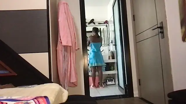 Snapshot of choco_petite chatting on 03.11.26 choco petite online show from 03.11.26