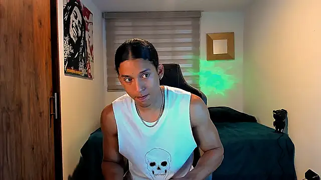 Snapshot of Liam_V chatting on 01.21.25 Liam V online show from 01.21.25