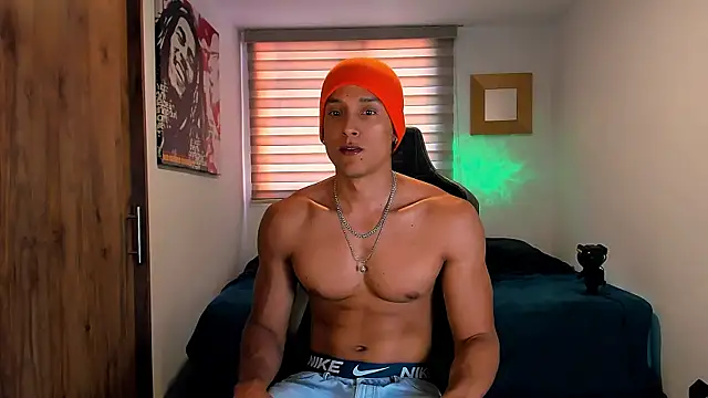 Snapshot of Liam_V chatting on 01.30.25 Liam V online show from 01.30.25