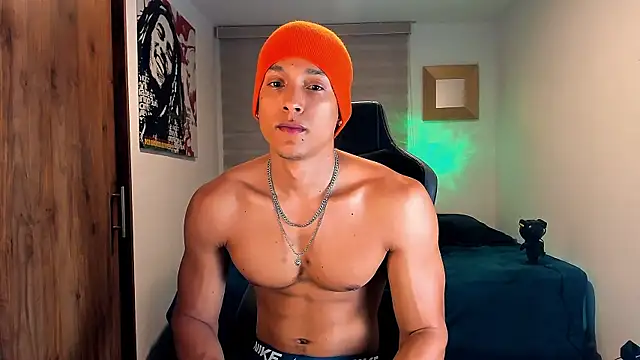 Snapshot of Liam_V chatting on 01.31.25 Liam V online show from 01.31.25