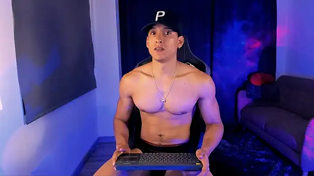 Snapshot of Liam_V chatting on 03.20.25 Liam V online show from 03.20.25