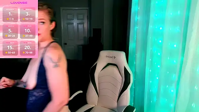 britteebee online show from 10.30.25