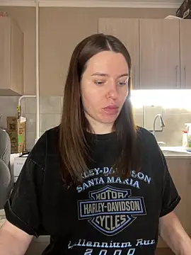 Snapshot of NastyushaaLove chatting on 11.28.25 NastyushaaLove online show from 11.28.25