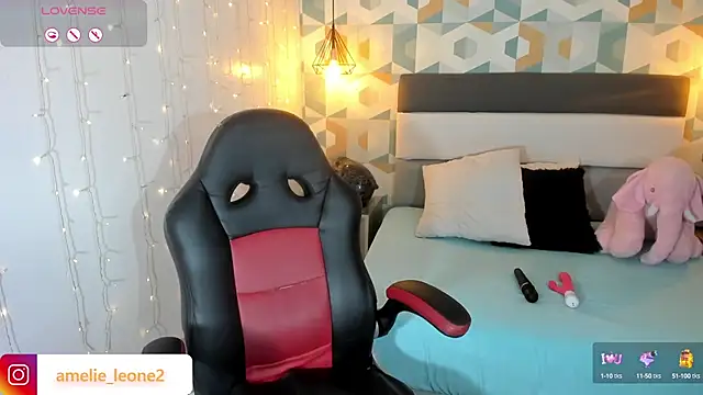 AMELIELEONE online show from 02.03.25