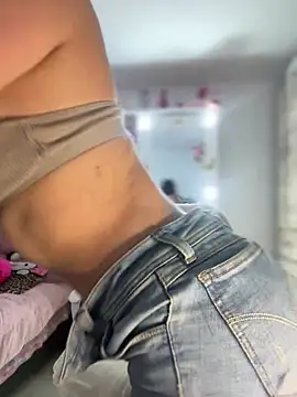 Emmily 19 online show from 01.22.25