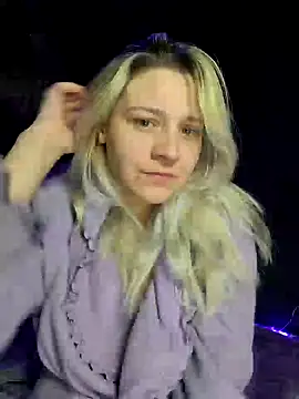 ScarletCallings420 online show from 02.08.25