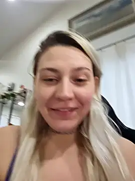 ScarletCallings420 online show from 02.19.25