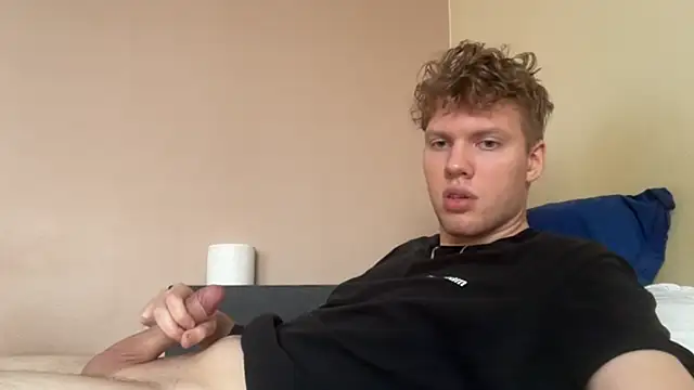 sexybooii6968 online show from 11.18.25