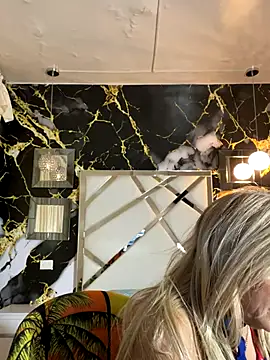 scarlett sexx69 online show from 10.10.25