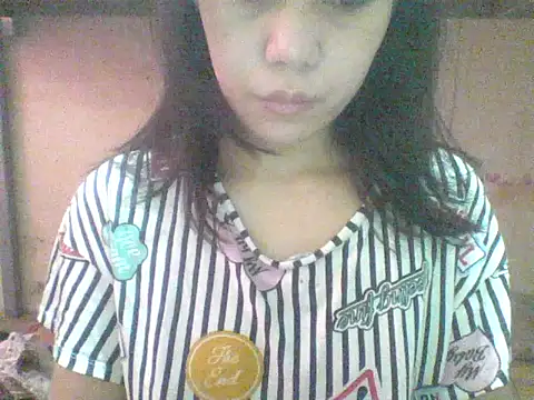 Snapshot of spankmybootyxxx chatting on 12.21.25 spankmybootyxxx online show from 12.21.25