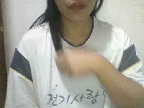 Snapshot of spankmybootyxxx chatting on 01.14.26 spankmybootyxxx online show from 01.14.26