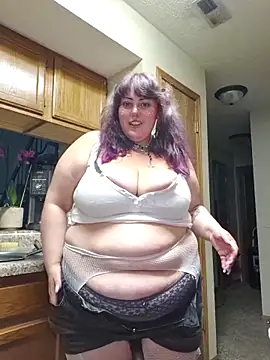 Snapshot of Cutegothcrybabyx chatting on 09.15.25 Cutegothcrybabyx online show from 09.15.25