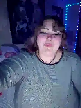 Snapshot of Cutegothcrybabyx chatting on 10.03.25 Cutegothcrybabyx online show from 10.03.25